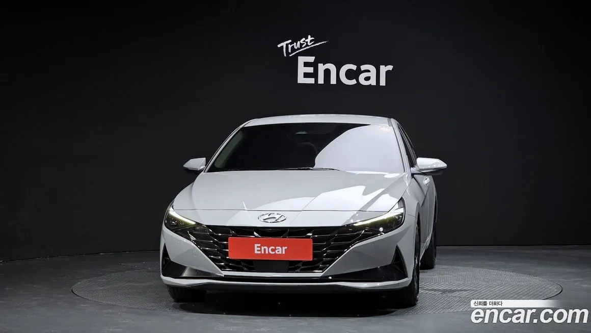 Hyundai AVANTE — фото 3