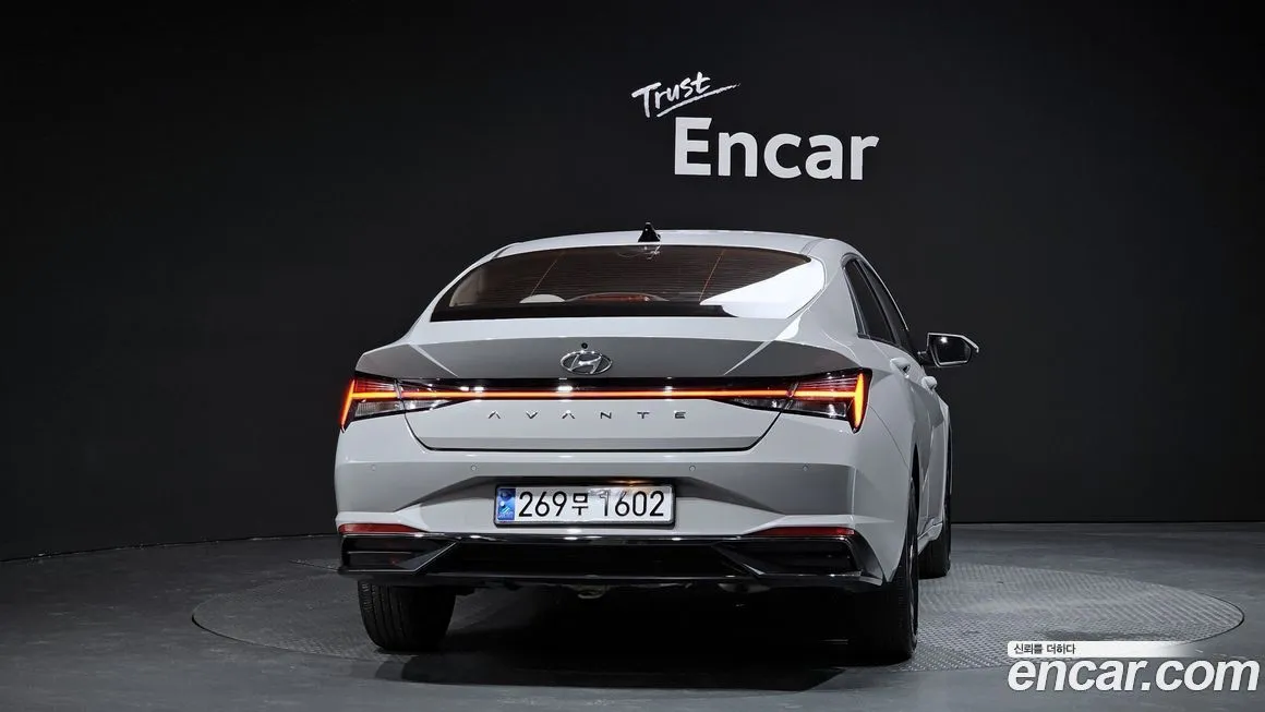 Hyundai AVANTE — фото 4