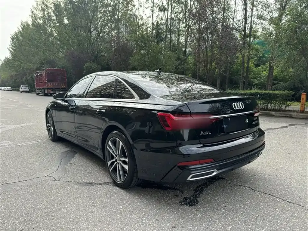 Audi A6L 2021 из CN, фото 8