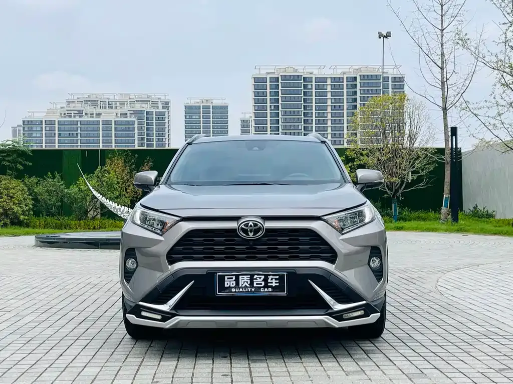 Toyota RAV4 2021 из CN, фото 3