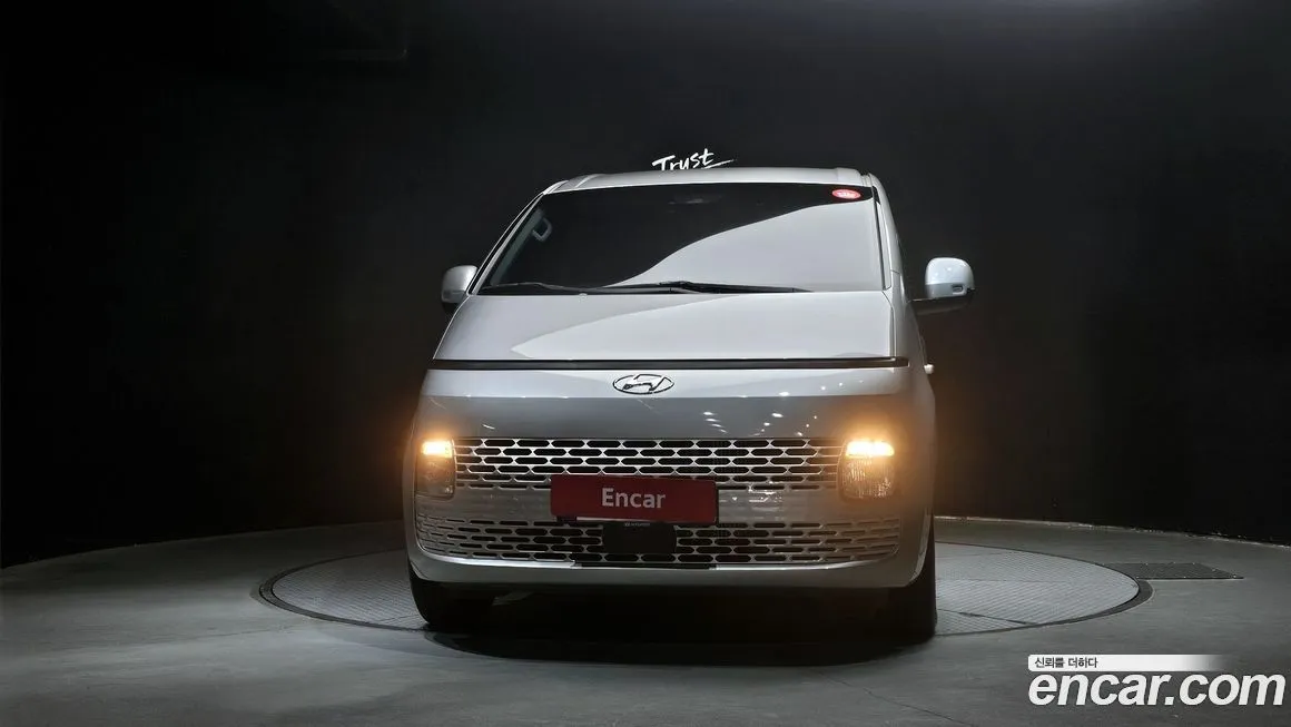 Hyundai Staria — фото 3