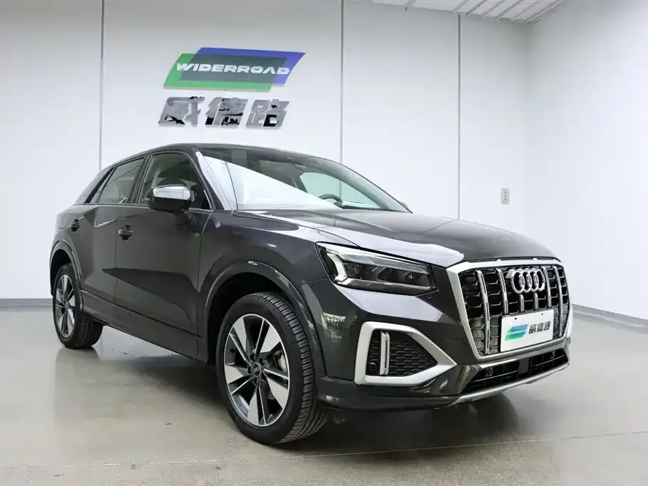 Audi Q2L 2023 из CN, фото 3