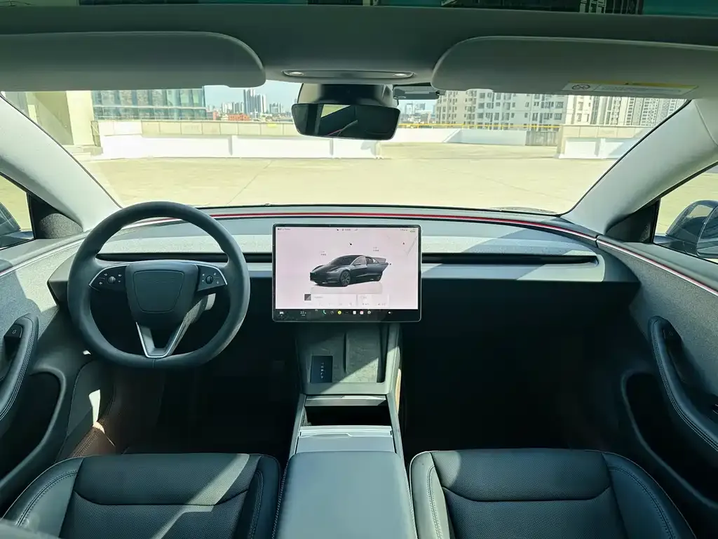 Tesla Model 3 — фото 8