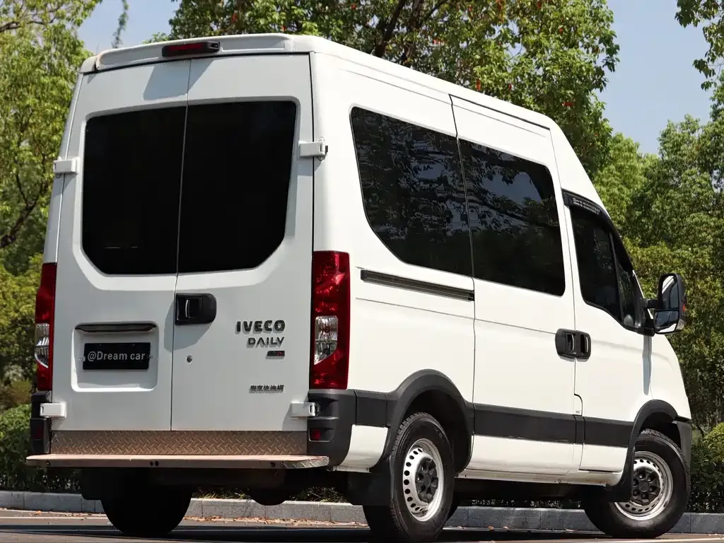 IVECO Ousheng 2022 из CN, фото 4