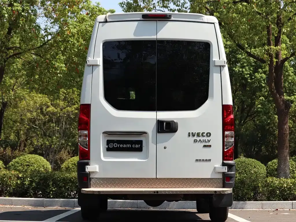 IVECO Ousheng 2022 из CN, фото 5