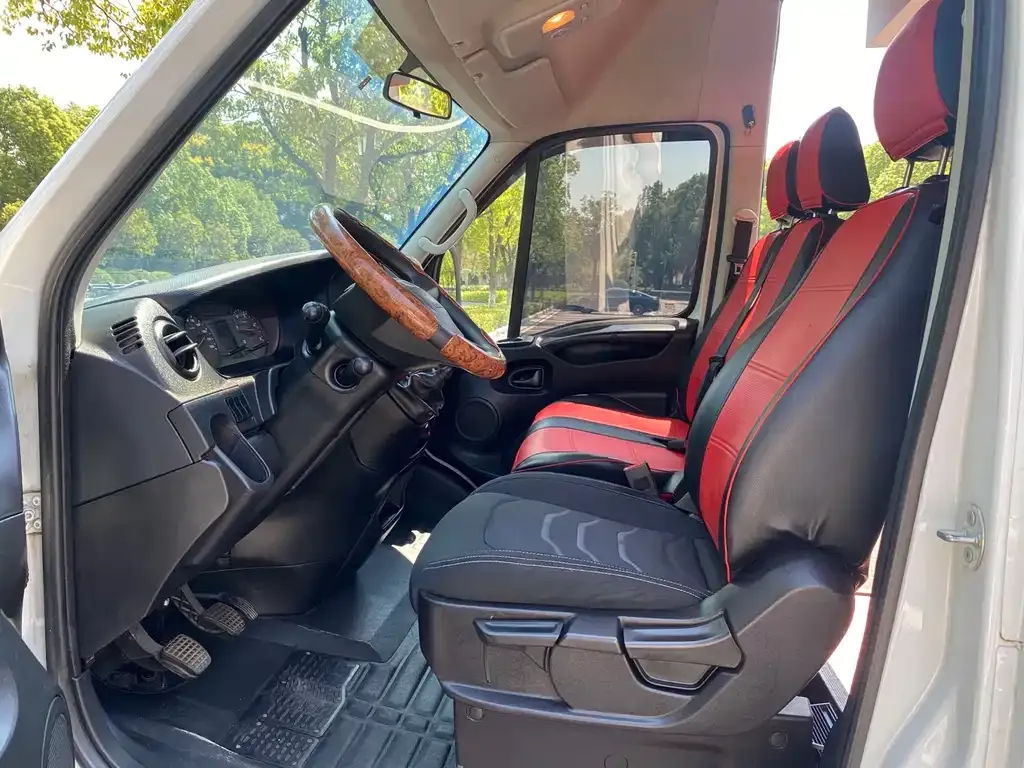 IVECO Ousheng 2022 из CN, фото 7