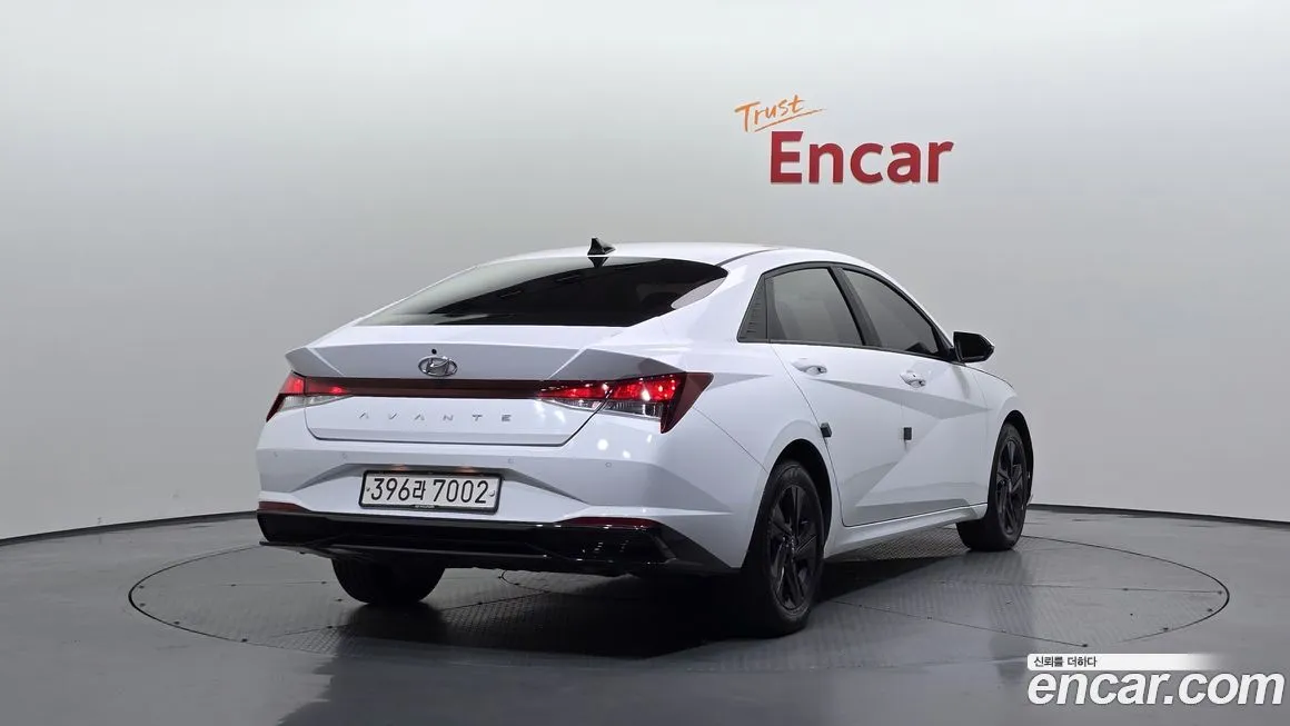 Hyundai AVANTE 2021 из KR, фото 2