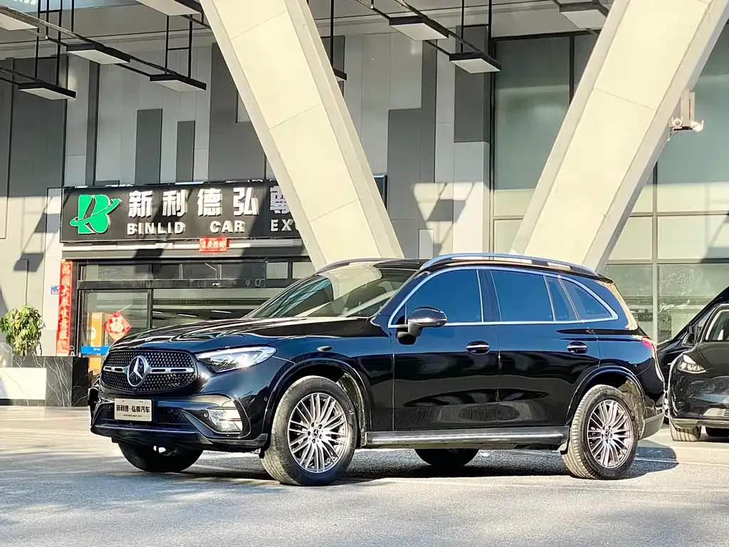 Mercedes-Benz GLC — фото 1