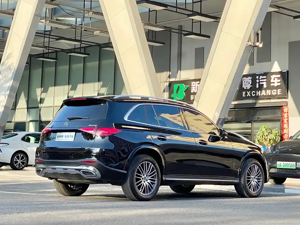 Mercedes-Benz GLC — фото 6