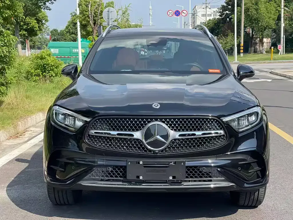 Mercedes-Benz GLC 2024 из CN, фото 2