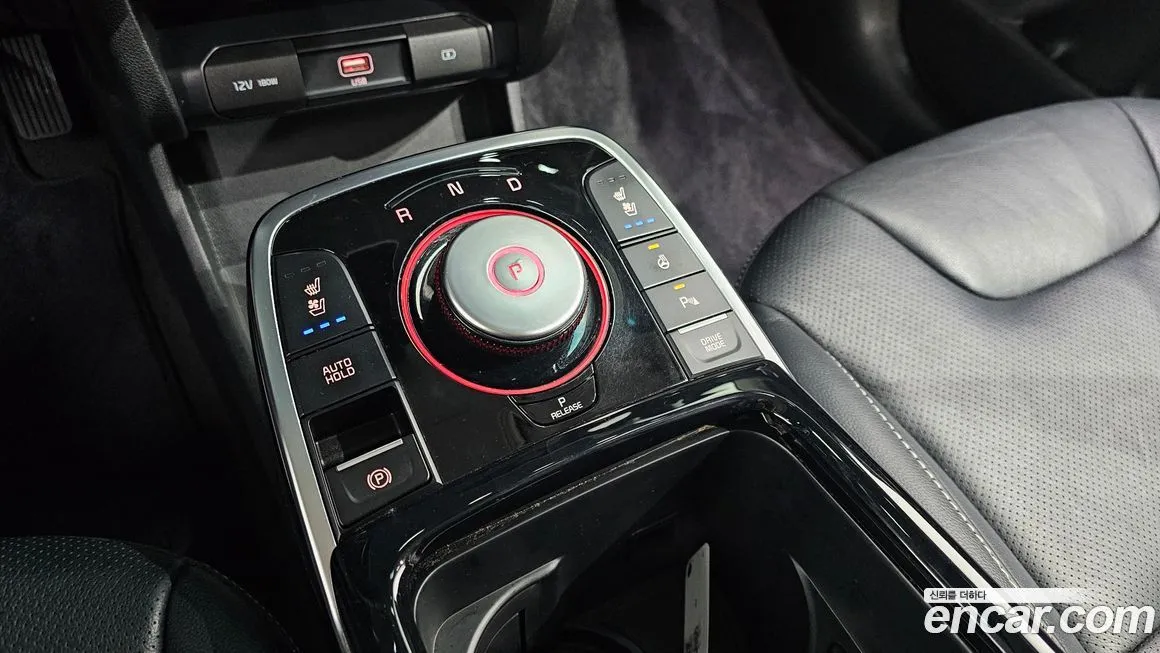 Kia Niro — фото 9