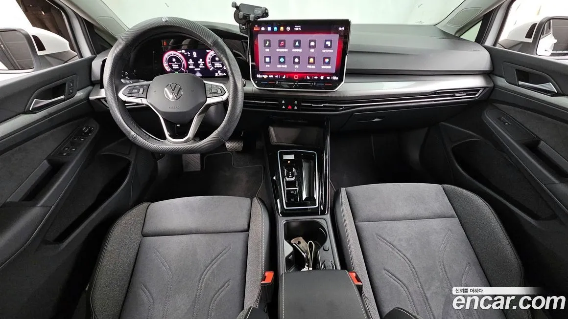 Volkswagen Golf 2025 из KR, фото 7