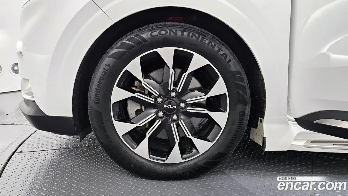 Kia Carnival 2023 из KR, фото 5