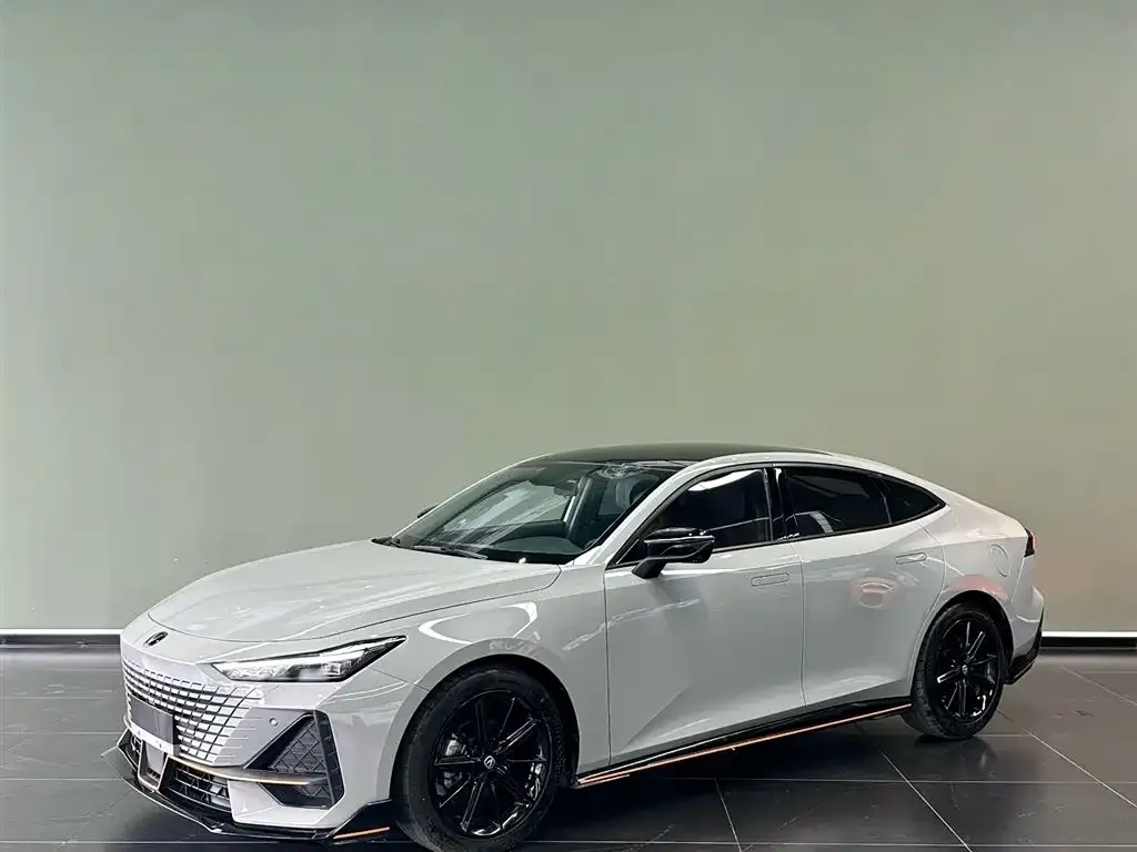 Changan UNI-V 2022 из CN, фото 1
