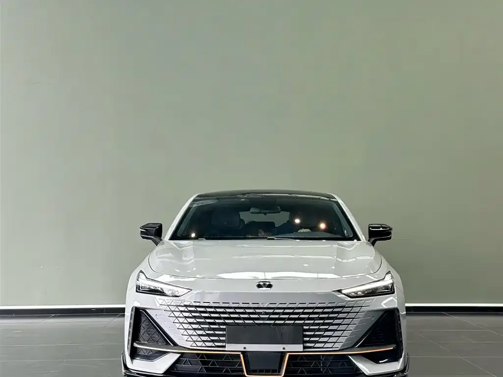 Changan UNI-V 2022 из CN, фото 2