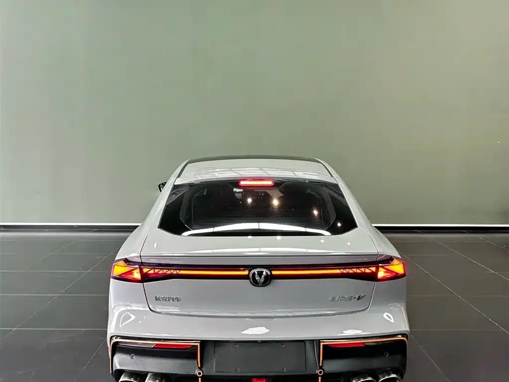 Changan UNI-V 2022 из CN, фото 4