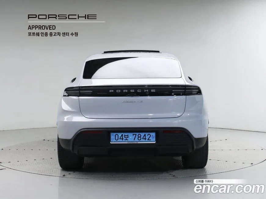 Porsche Macan 2025 из KR, фото 4