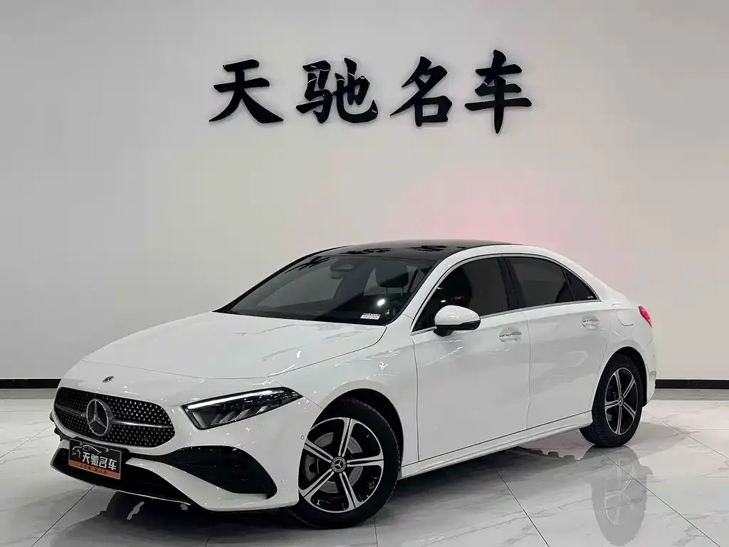 Mercedes-Benz A-Class 2024 из CN, фото 1
