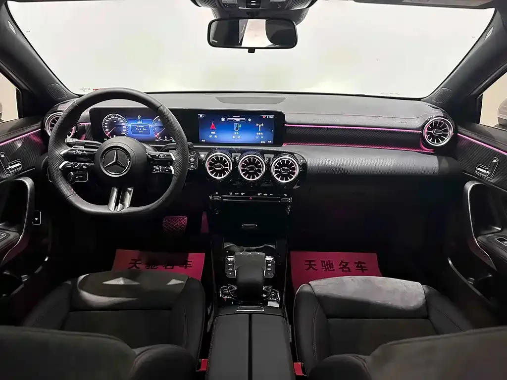 Mercedes-Benz A-Class 2024 из CN, фото 8