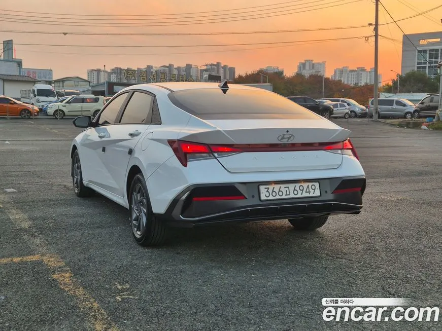 Hyundai AVANTE 2024 из KR, фото 4