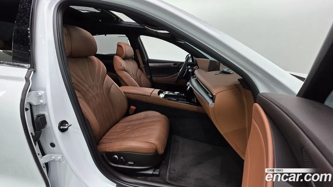 Genesis G80 — фото 10