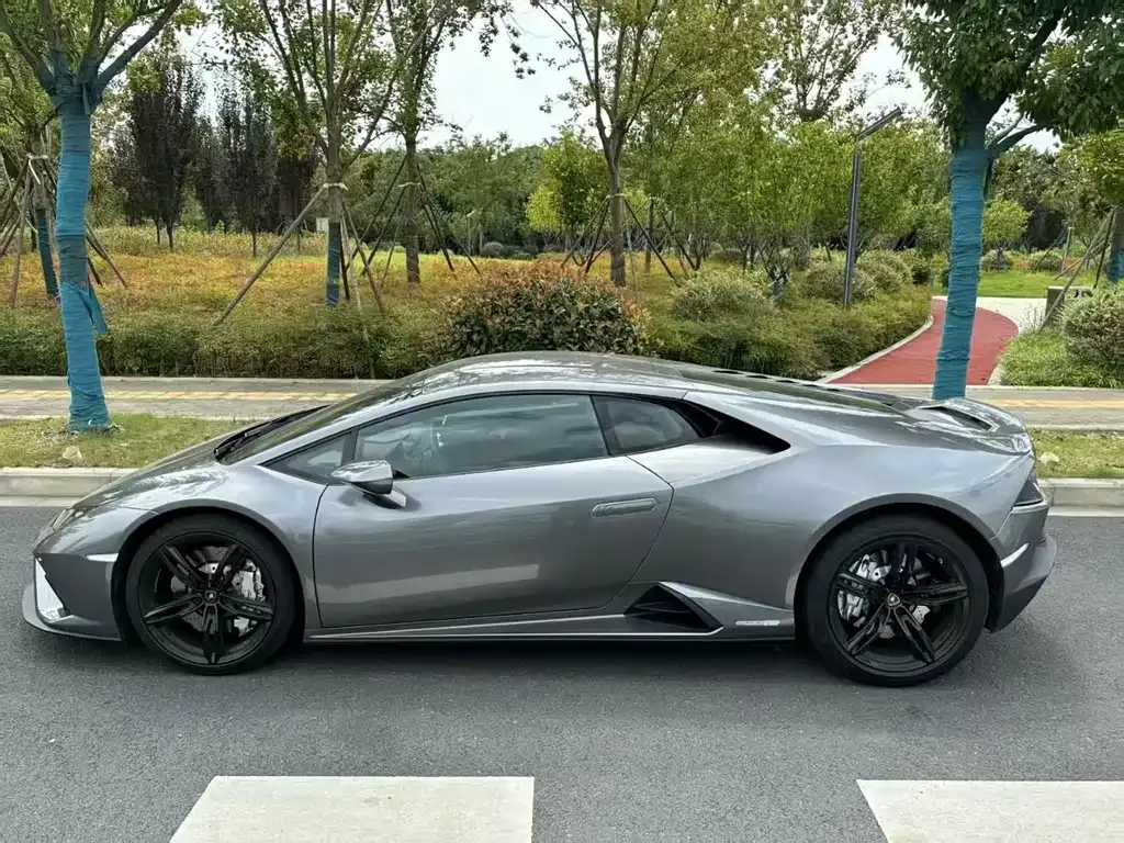 Lamborghini Huracan 2023 из CN, фото 2