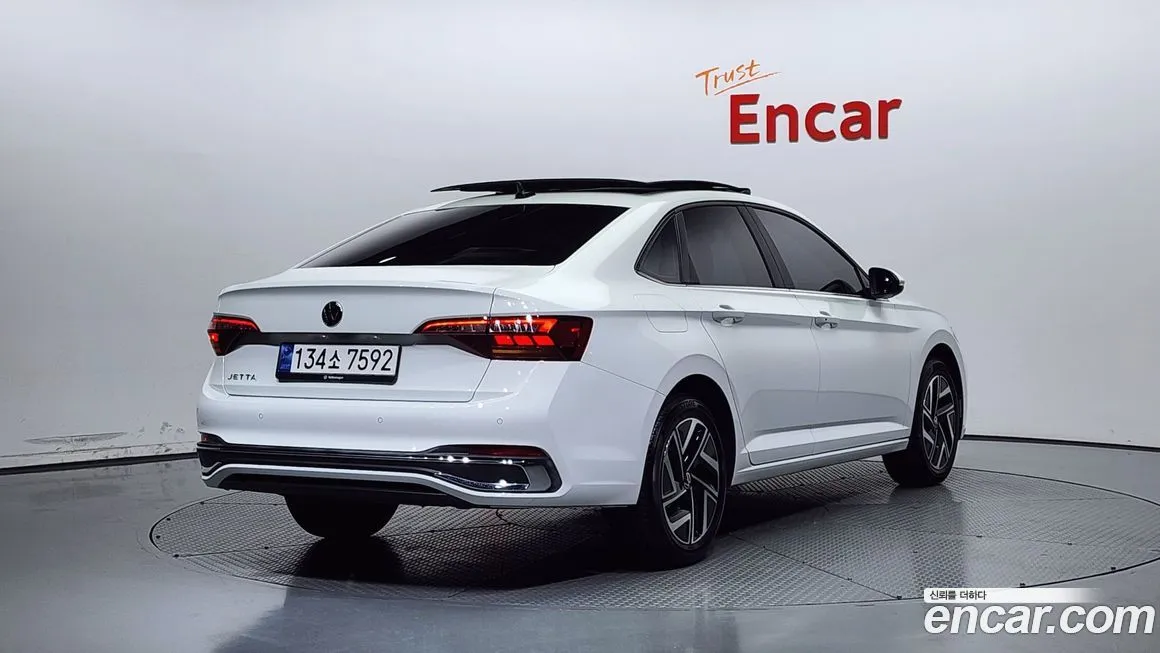 Volkswagen Jetta 2023 из KR, фото 2