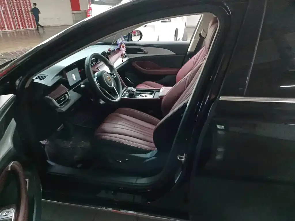 Hongqi H5 2025 из CN, фото 6