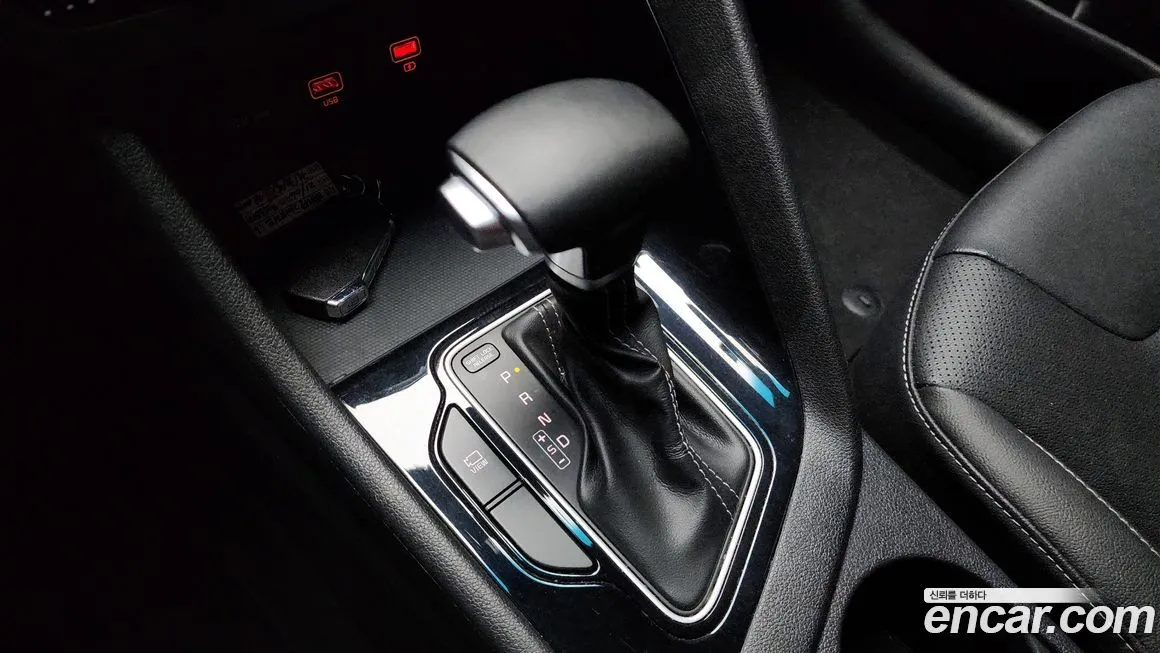 Kia Niro — фото 9