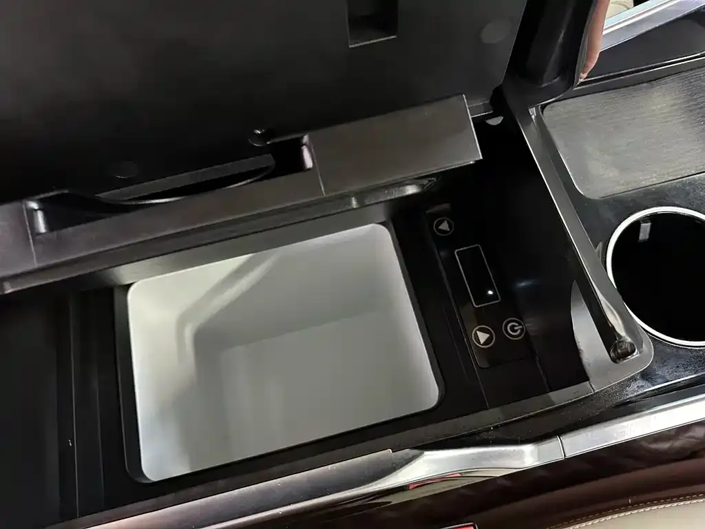 Mercedes-Benz Vito 2022 из CN, фото 10