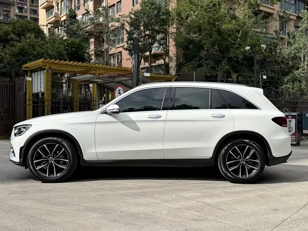 Mercedes-Benz GLC 2021 из CN, фото 3