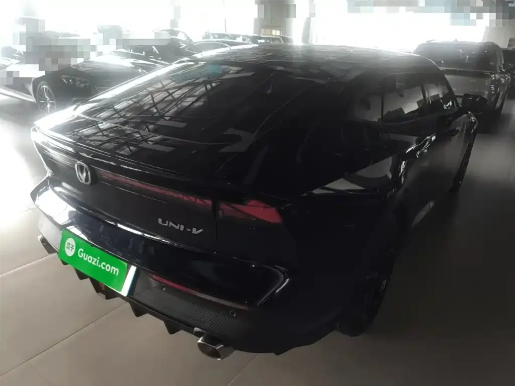 Changan UNI-V 2023 из CN, фото 7