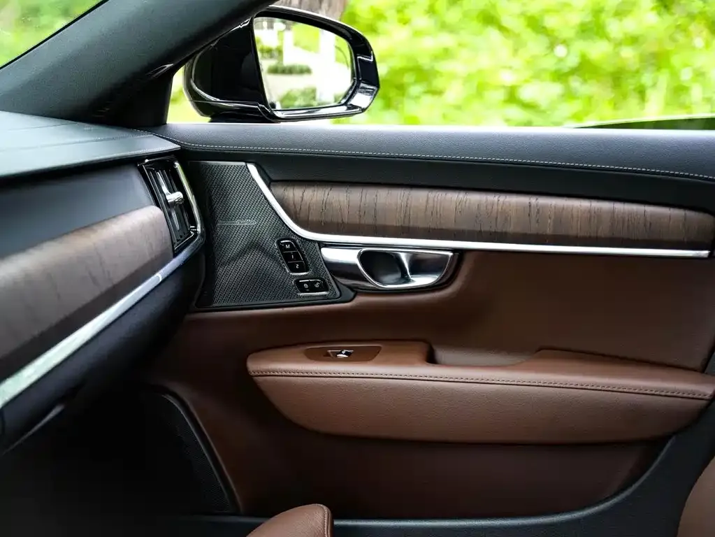 Volvo S90 2024 из CN, фото 10