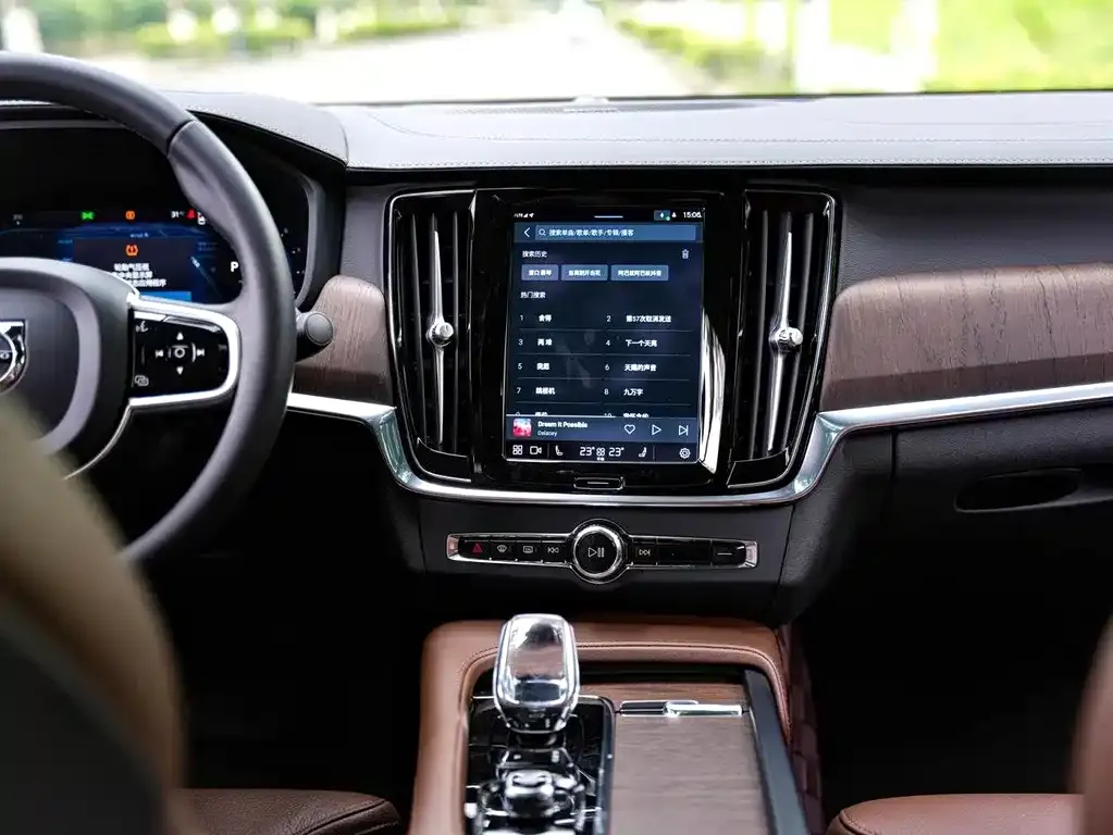 Volvo S90 2024 из CN, фото 5