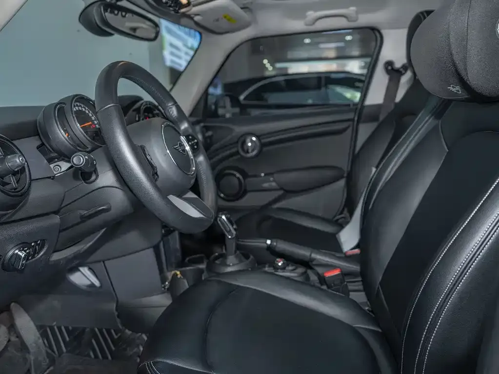 MINI Cooper (3-door) 2021 из CN, фото 10
