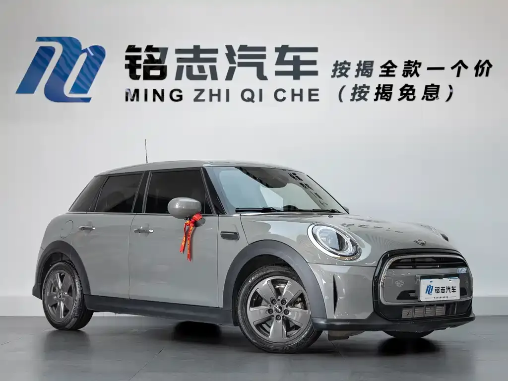 MINI Cooper (3-door) 2021 из CN, фото 2