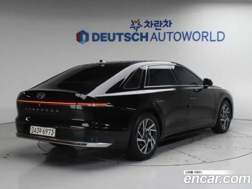 Hyundai Grandeur 2023 из KR, фото 3
