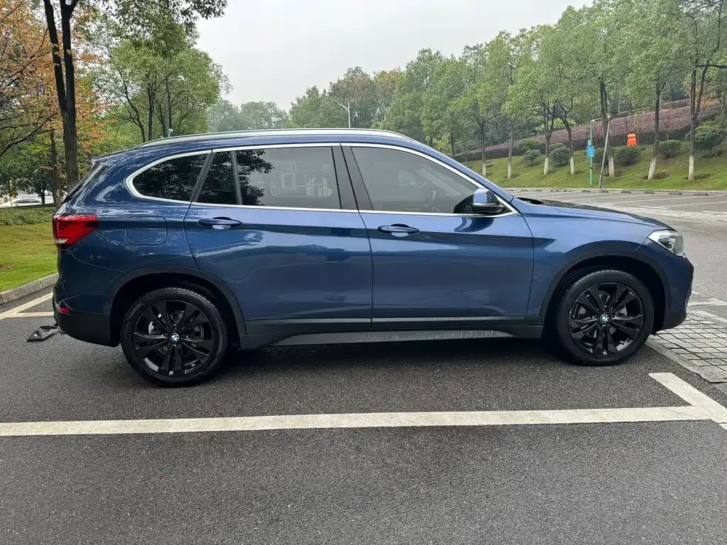 BMW X1 — фото 4