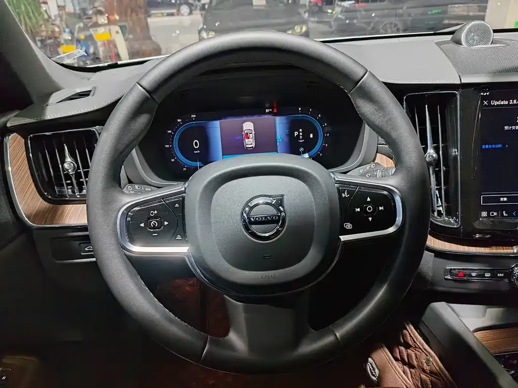 Volvo XC60 2022 из CN, фото 5