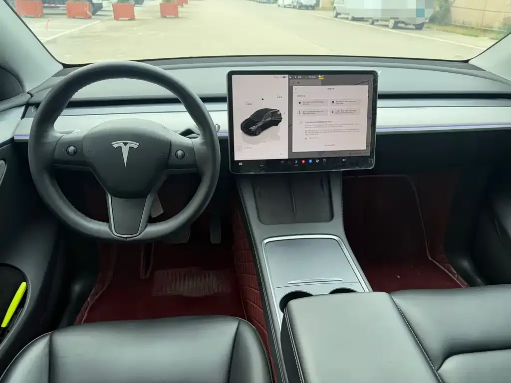 Tesla Model Y 2023 из CN, фото 4