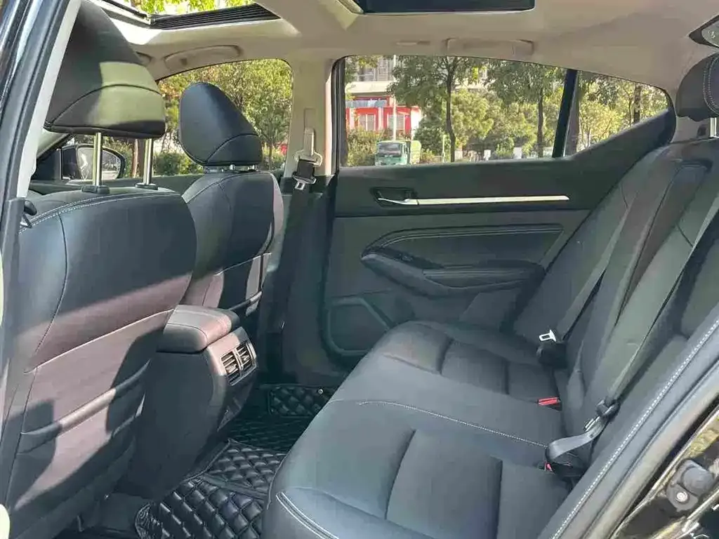 Nissan Teana 2024 из CN, фото 7