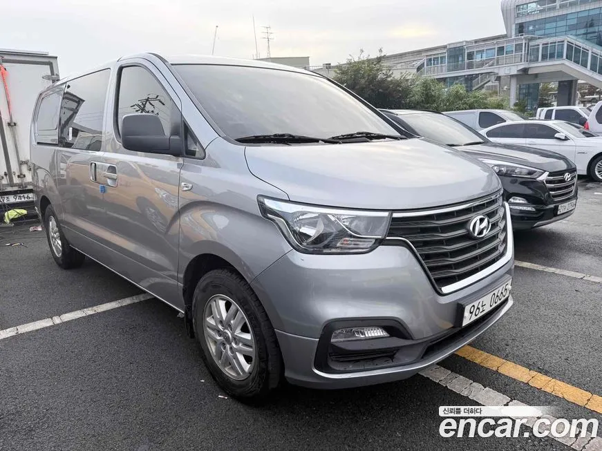 Hyundai Starex 2021 из KR, фото 3