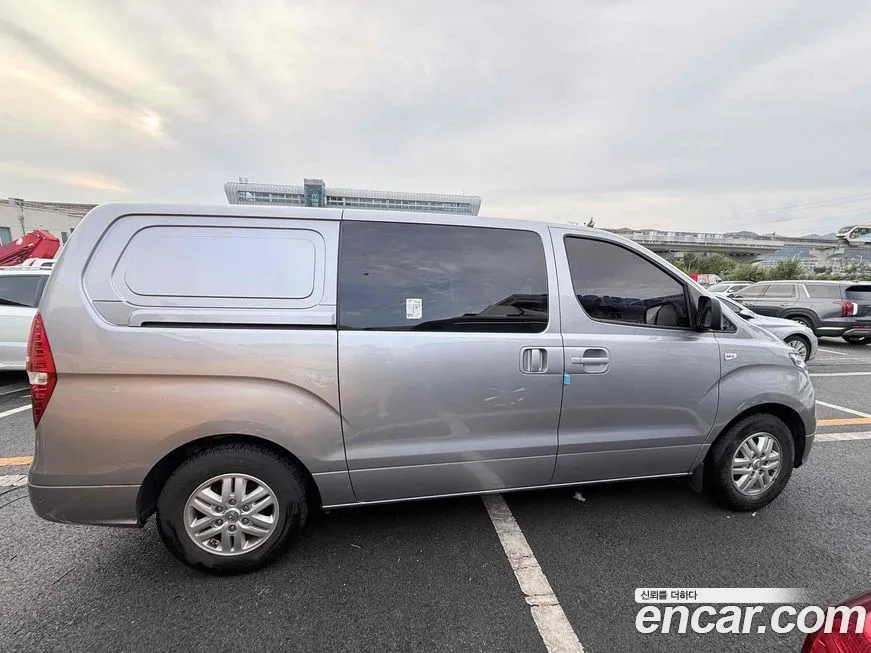 Hyundai Starex 2021 из KR, фото 4