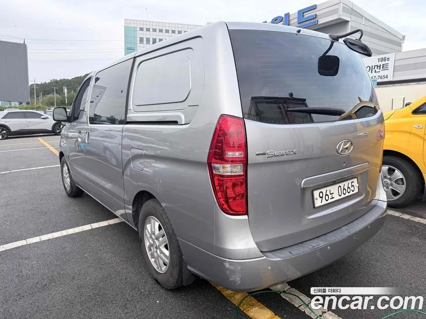 Hyundai Starex 2021 из KR, фото 8