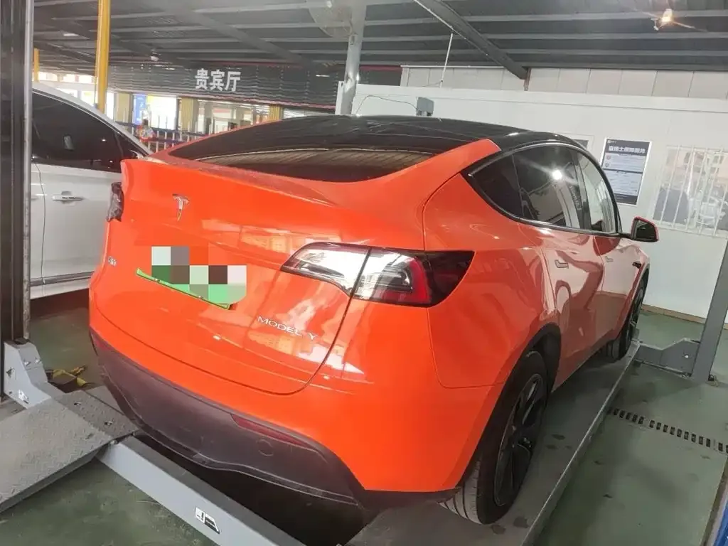 Tesla Model Y 2024 из CN, фото 3