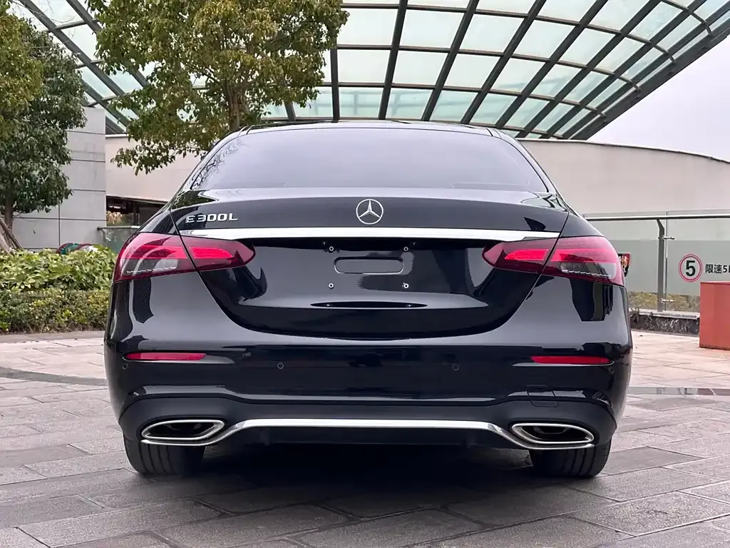 Mercedes-Benz E-Class 2022 из CN, фото 6