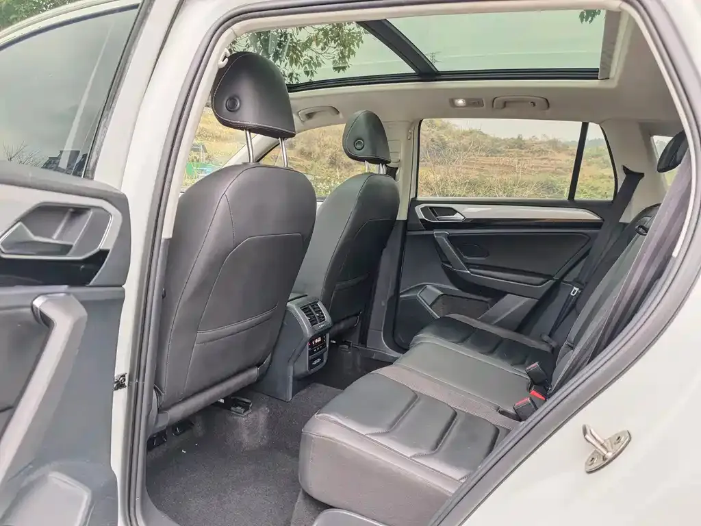 Volkswagen Tayron 2022 из CN, фото 7