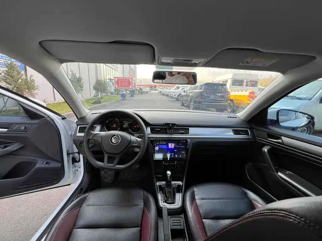 Volkswagen Bora 2022 из CN, фото 5