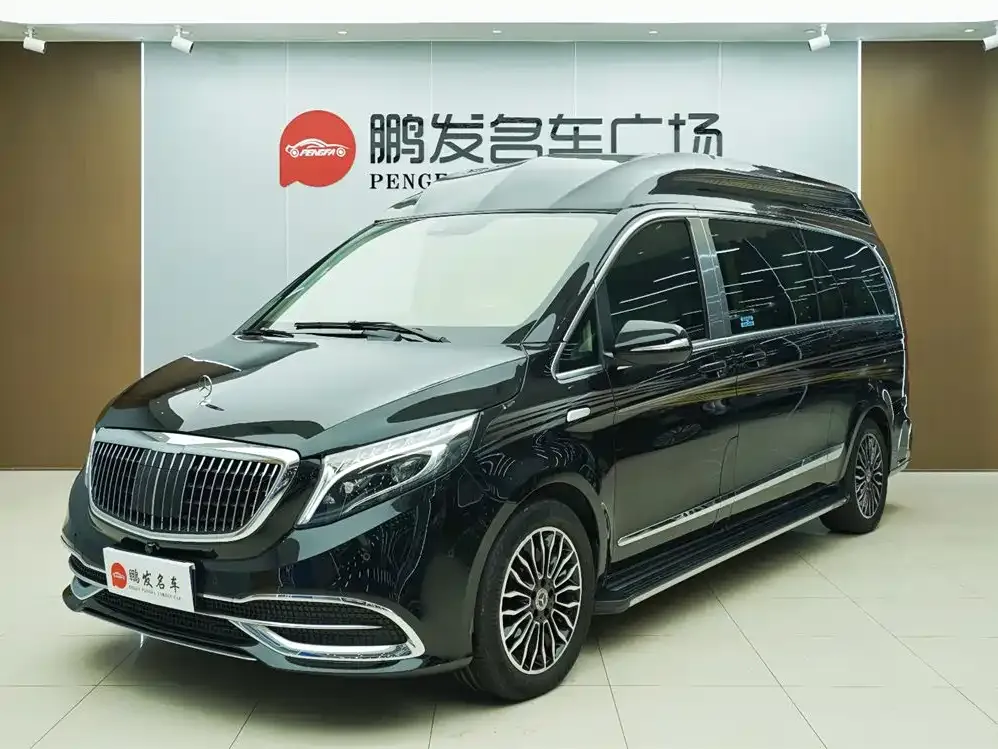 Mercedes-Benz V-Class 2023 из CN, фото 1