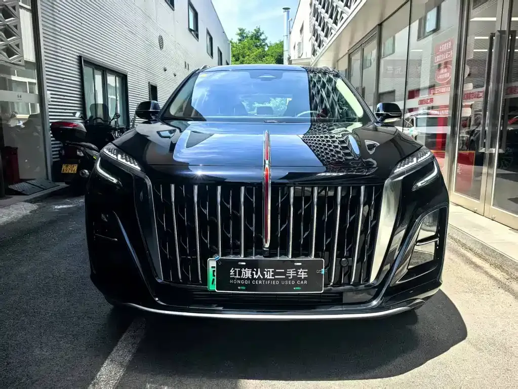 Hongqi HS3 PHEV — фото 2